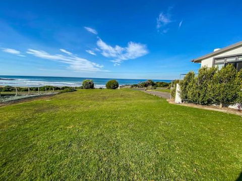 MAVI BEACH HOUSE Beachfront Wifi Views - Events Australia 6