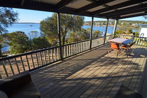 CDC 625 Beach House Incl.rear 2BR Studio - Accommodation Europe 6