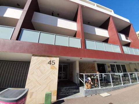 (just Listed) Bolton St. 1br 350m Walk To Newcastle Beach +++ Wifi End Eand - Accommodation Europe 2