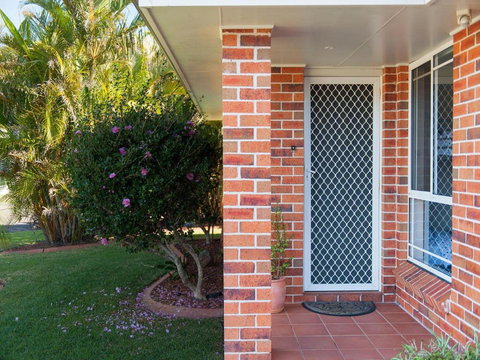 The Fingie At Fingal Bay - Events Australia 3