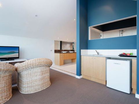 Venabu On Garuwa 20 Garuwa Street Spectacular House With Fabulous Views - Events Australia 0