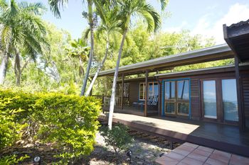 Salty House - Events Australia 0