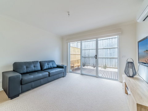 Genesta 5B House In Cowes - Tourism Bookings 3