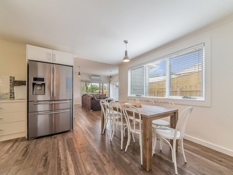 Genesta 5B House In Cowes - Tourism Bookings 4