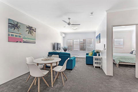 Zenith Unit 7 / 10 Messines Street - Events Australia 4
