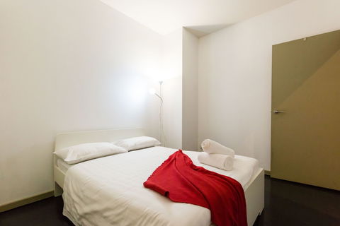 MEGAN, 2BDR Melbourne Apartment - Events Australia 4
