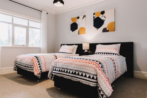 1000 Reasons - Events Australia 1