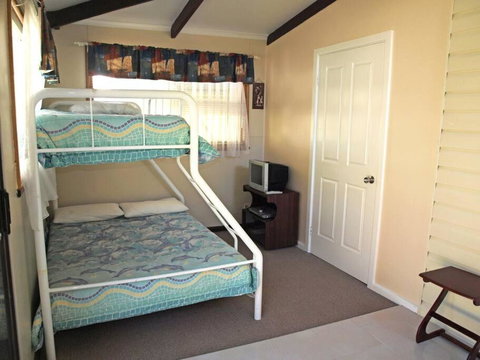 CHAP14C Chapman Cottage - Tourism Bookings 5