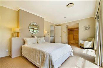 The Lakes Coolum - Events Australia 0