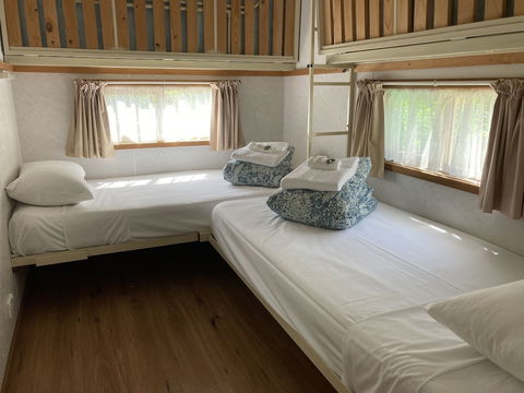 Daysy Hill Country Cottages - Events Australia 1