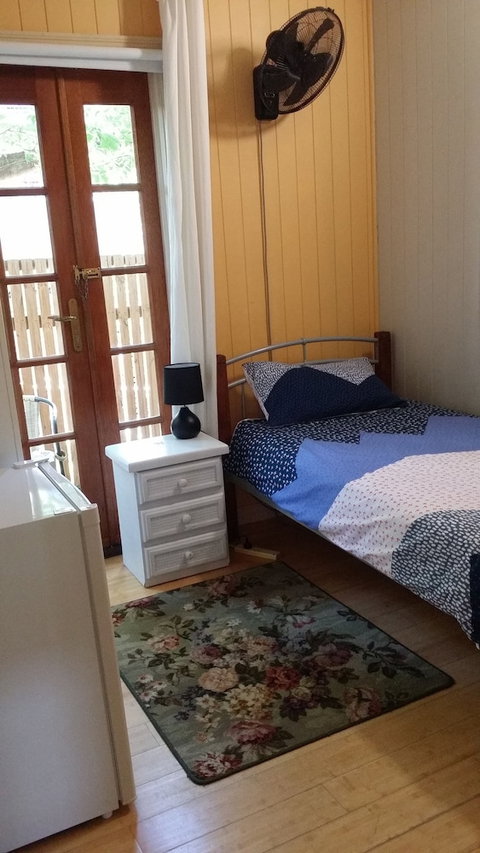 Minto Hostel - Events Australia 6