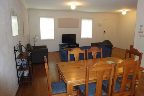 Moonee Valley Views Apartments - Events Australia 6