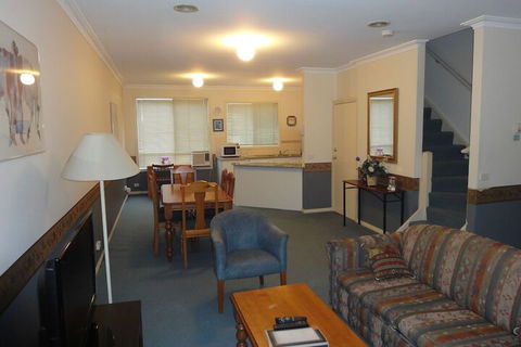 Moonee Valley Views Apartments - Events Australia 5