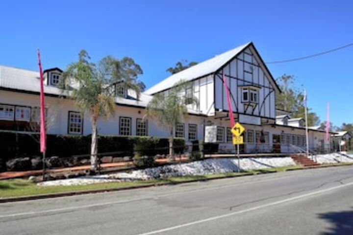 Wonglepong QLD Accommodation Europe