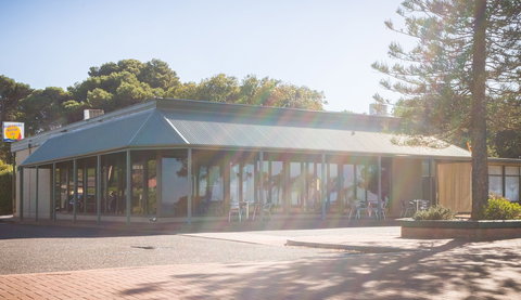 Foreshore Motor Inn - Events Australia 3