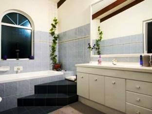 Castle On The Hill - Events Australia 1