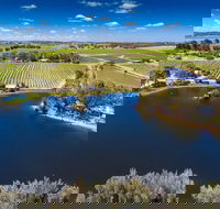 Stonewell Cottages  Vineyards - Events Australia