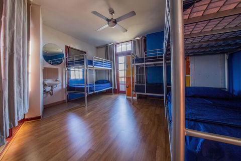 Mad Monkey Backpackers Bayswater - Tourism Bookings 6