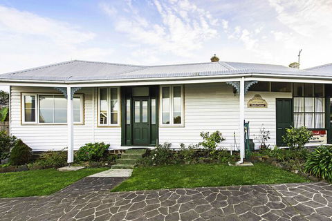 Touchwood Cottages - Events Australia 1