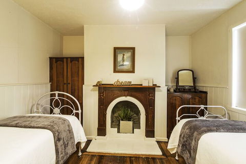 Touchwood Cottages - Events Australia 6