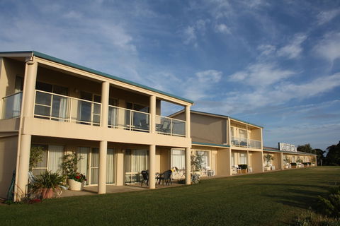 Lakeview Motel & Apartments - Accommodation Europe 0