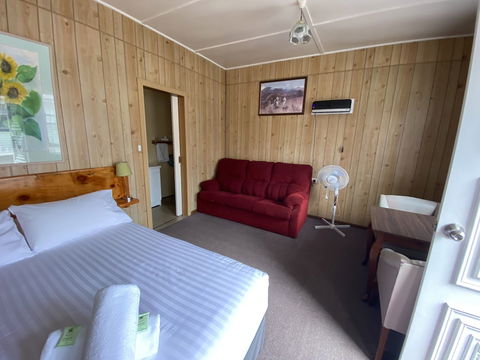 Mountain View Motel Queenstown - Events Australia 6