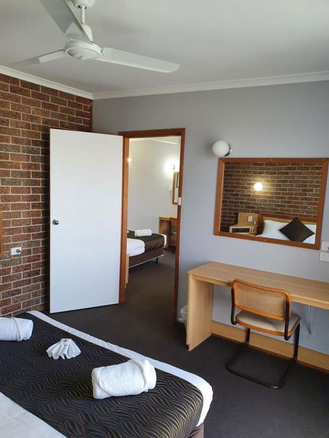 Moonraker Motor Inn - Events Australia 5