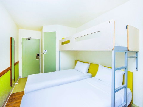 Ibis Budget Newcastle - Tourism Bookings 6