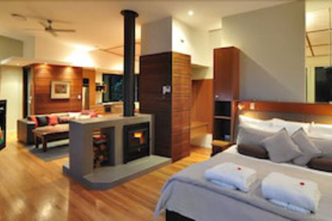 Crystal Creek Rainforest Retreat - Events Australia 4