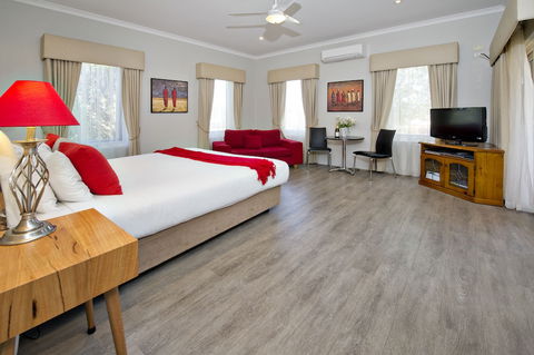 Vintages Accommodation - Events Australia 6