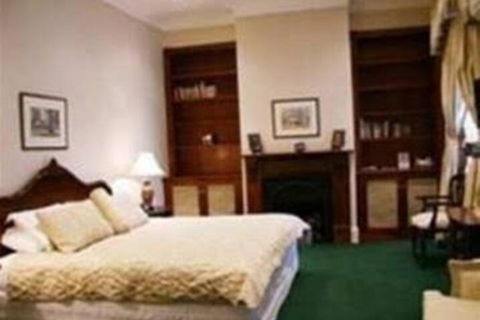 The Old George & Dragon Guesthouse - Accommodation Europe 3