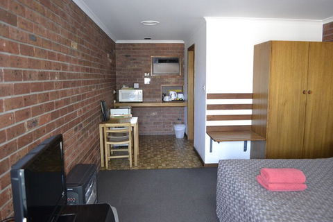 Kardinia Park Motel - Tourism Bookings 5