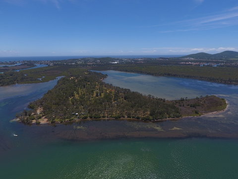 Lani's Holiday Island - Caravan Park - Events Australia 0