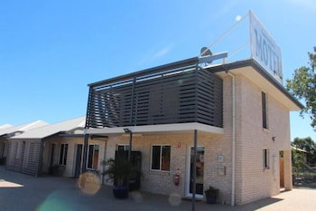 Emerald Park Motel - Events Australia 6