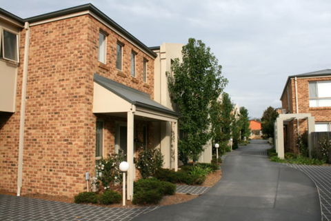 Grand Manor Motor Inn - Queanbeyan - Tourism Bookings 2