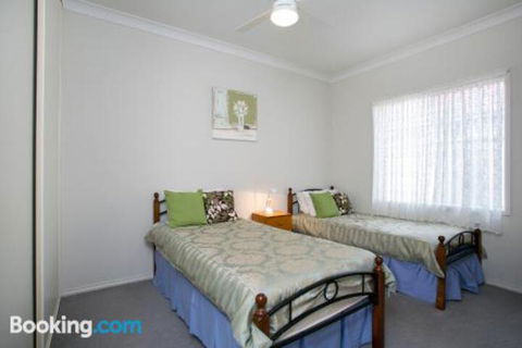 All Seasons Port Elliot Holiday House - Events Australia 1