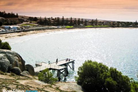 All Seasons Port Elliot Holiday House - Events Australia 4
