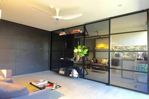 Meticulously Designed Sydney Aptmnt - Events Australia 0