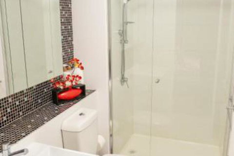 Modern 639 Lonsdale APT - Events Australia 2