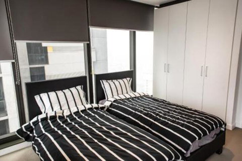 Modern 639 Lonsdale APT - Events Australia 0