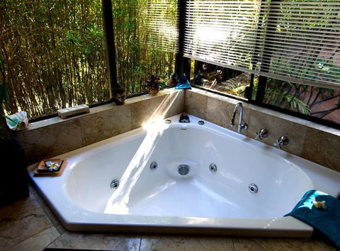 Riveresque - Accommodation Europe 1