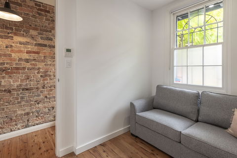 Outstanding Comfort Darlinghurst House - Tourism Bookings 4