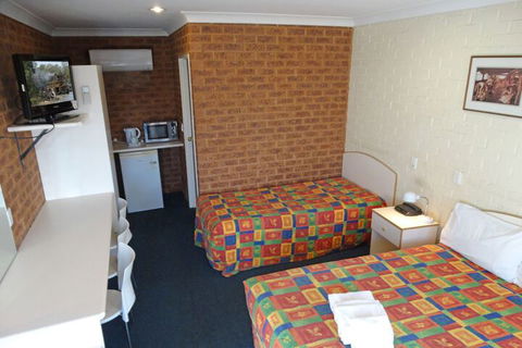 MAS Country Colonial Motor Inn - Events Australia 3
