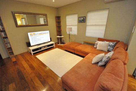 Glebe Fully Furnished 1 BDR Apart 47 ROS - Tourism Bookings 4