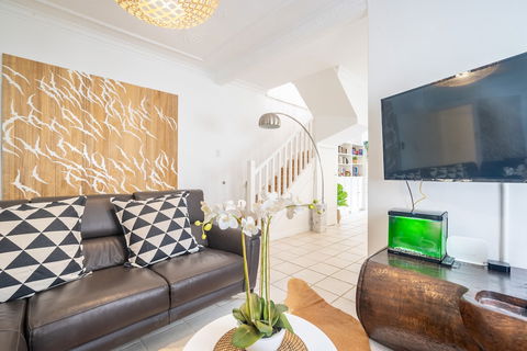 Bondi Boho House - Tourism Bookings 1