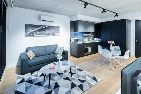 STAY&CO Serviced Apartments Docklands Drive - Events Australia 5