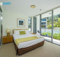 Blue on Blue Apartment 1011 - Accommodation Europe