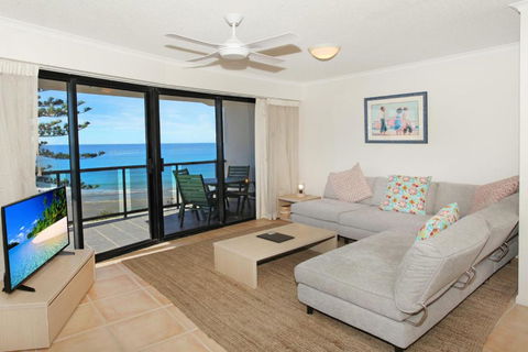 Unit 8 Phoenix Apartments 1736 David Low Way Coolum Beach LINEN INCLUDED 500 BOND - Events Australia 5