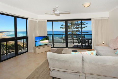 Unit 8 Phoenix Apartments 1736 David Low Way Coolum Beach LINEN INCLUDED 500 BOND - Events Australia 1