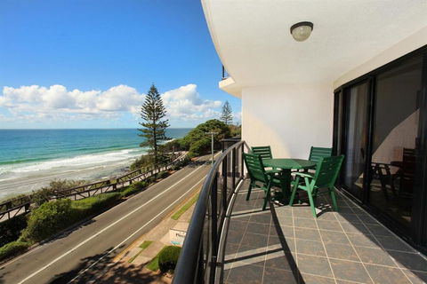 Unit 8 Phoenix Apartments 1736 David Low Way Coolum Beach LINEN INCLUDED 500 BOND - Events Australia 4